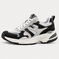 Kado Mono Form sneaker outer side view